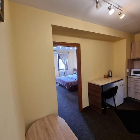 Casa Romana Appartamento Ploieşti Esterno foto